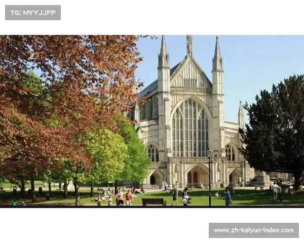 克莱德伯恩学院,在英国教育中的独特地位 克莱德伯恩学院,在英国教育中的独特地位
